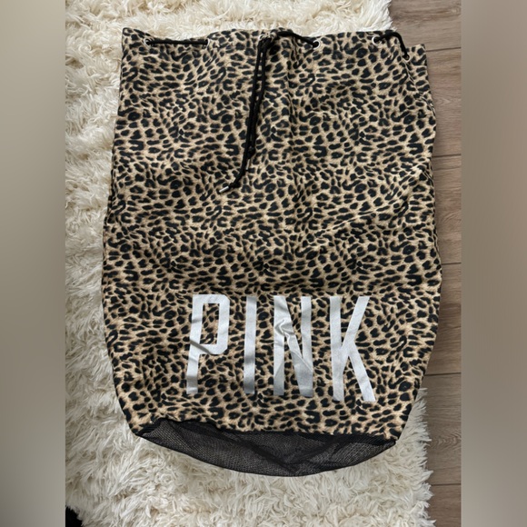 PINK Leopard print Laundry Bag with Shoulder Strap - Picture 6 of 6